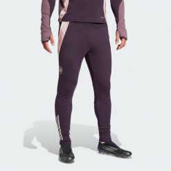 Spodnie Arsenal Tiro 24 Training. Czarne spodnie materiałowe męskie Adidas, bez wzorów, z materiału, sportowe. W wyprzedaży za 212.50 zł.
