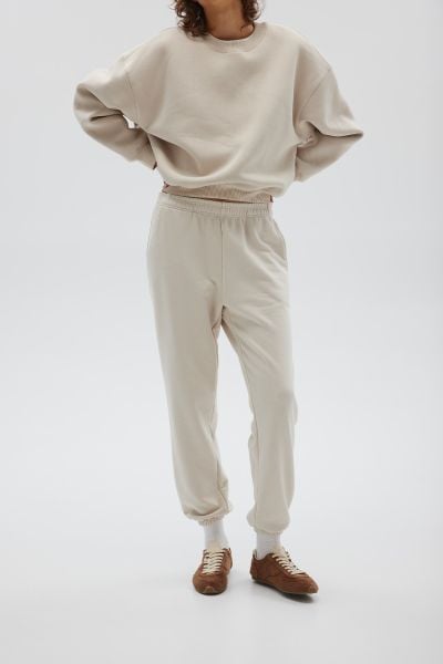 Spodnie dresowe w kolorze OAT - JOLLY-S. Brązowe spodnie dresowe damskie Marsala, s, bez wzorów, z bawełny. Za 249.90 zł.