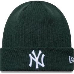 Czapka zimowa New Era League Essential New York Yankees dark green/white. Zielone czapki męskie New Era, na zimę, bez wzorów, wakacyjne. Za 119.99 zł.