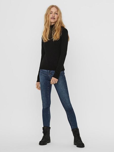 Vero Moda Sweter "Glory" w kolorze czarnym rozmiar: XXL. Czarne golfy damskie Vero Moda, xxl, bez wzorów, bez ramiączek. Za 87.40 zł.