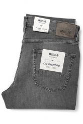 MUSTANG TRAMPER TAPERED MĘSKIE SPODNIE JEANSOWE DENIM GREY 1012443 4500 883. Szare spodnie materiałowe męskie Mustang, bez wzorów, z denimu. Za 179.99 zł.
