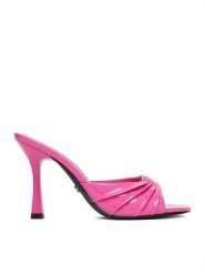 Juicy Couture Klapki EO-LS955554-9 Różowy. Czerwone klapki damskie Juicy Couture, bez wzorów, z syntetyku, bez obcasa. Za 249.99 zł.