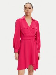 DKNY Sukienka koszulowa DD3K7484 Różowy Regular Fit. Czerwone sukienki damskie DKNY, bez wzorów, z syntetyku, bez kołnierzyka, bez ramiączek, koszulowe. Za 409.99 zł.