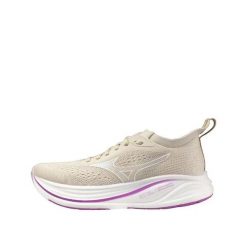 Buty biegowe Mizuno Neo Zen 2 Beige. Białe obuwie do biegania damskie Mizuno. Za 555.55 zł.