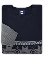 Szaro-granatowy sweter męski - skandynawski wzór SW80. Niebieskie swetry męskie Lanieri Fashion - swetry męskie, na jesień, m, bez wzorów, z bawełny, bez kołnierzyka. W wyprzedaży za 198.00 zł.