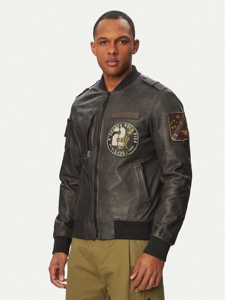 Aeronautica Militare Kurtka skórzana 261PN5055U100839 Czarny Regular Fit. Czarne kurtki męskie AERONAUTICA MILITARE, m, bez wzorów, ze skóry, bez kaptura. Za 4,273.99 zł.