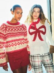 Wzorzysty sweter z domieszką wełny - czerwony. Czerwone swetry klasyczne damskie Reserved, l, z dzianiny, bez kołnierzyka. W wyprzedaży za 69.99 zł.