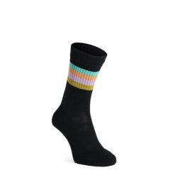 Skarpety turystyczne Mons Royale Signature Crew Sock. Czarne skarpetki damskie Mons Royale, bez wzorów. Za 97.99 zł.