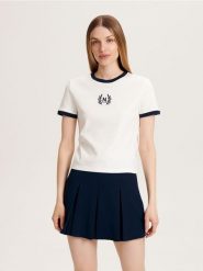 Bawełniany t-shirt - biały. Białe t-shirty damskie Reserved, l, bez wzorów, z bawełny, bez kołnierzyka. W wyprzedaży za 19.99 zł.