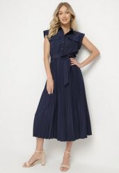 Granatowa Plisowana Sukienka z Bawełną i Paskiem Lireviere. Niebieskie sukienki damskie Born2be, na co dzień, l, bez wzorów, z bawełny, eleganckie, bez kołnierzyka, bez ramiączek, maxi. Za 139.99 zł.