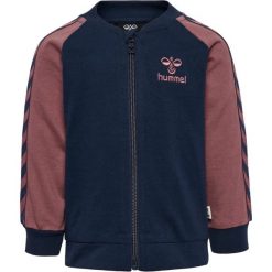 Bluza dresowa dla dziecka Hummel hmlAidan. Czerwone bluzy i bluzki niemowlęce HUMMEL, bez wzorów, z dresówki, bez ramiączek, bez kaptura. Za 161.15 zł.