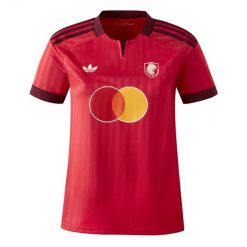 Koszulka wyjazdowa damska OL Lyonnes 2026/27. Czerwone t-shirty damskie Adidas, m, bez wzorów, z materiału, bez kołnierzyka. Za 423.00 zł.