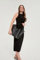 Duża torba czarna. Czarne torebki klasyczne damskie MOODO, bez wzorów, duże, bez dodatków. Za 149.99 zł.