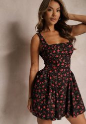Czarna Sukienka na Ramiączkach o Kwiatowym Wzorze z Kwadratowym Dekoltem i Ramiączkami Belifea. Czarne sukienki damskie Renee, na spacer, na lato, m, bez wzorów, eleganckie, bez kołnierzyka, bez ramiączek, mini. W wyprzedaży za 104.99 zł.