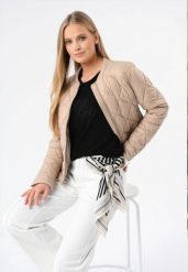 Krótka, pikowana kurtka J-MANOLA. Brązowe kurtki damskie Volcano, xs, bez wzorów, z jeansu, bez kaptura. Za 249.99 zł.