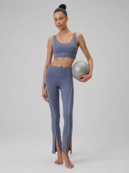 4F Legginsy do jogi szybkoschnące damskie - niebieskie S. Niebieskie legginsy damskie 4f, l, bez wzorów, z podwyższonym stanem, na jogę i pilates. Za 169.99 zł.