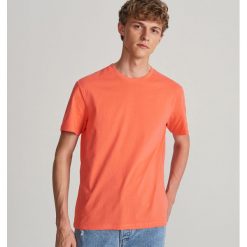 Gładki T-shirt - Pomarańczowy. Brązowe t-shirty męskie Reserved, l, bez wzorów, bez kołnierzyka. Za 24.99 zł.