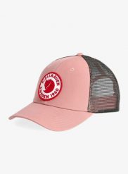 Czapka z daszkiem Fjallraven 1960 Logo Langtradarkeps. Czerwone czapki męskie Fjällräven, na lato, bez wzorów, z bawełny, biznesowe. Za 233.00 zł.