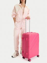 Reebok Walizka średnia CEO-RBK-029-M Różowy. Czerwone walizki Reebok, bez wzorów, średnie. Za 319.99 zł.