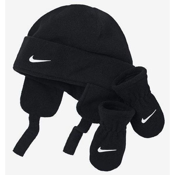 Zestaw polarowy Nike dla niemowląt - czapka i rękawiczki 0-6 mies., czarny. Czarne rękawiczki dziecięce Nike, z materiału, bez ramiączek. Za 196.99 zł.