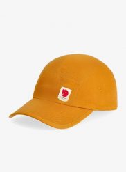 Czapka z daszkiem Fjallraven High Coast Lite Cap. Żółte czapki z daszkiem damskie Fjällräven, bez wzorów, z materiału. Za 233.25 zł.
