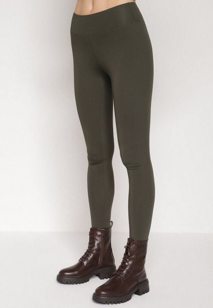 Ciemnozielone Klasyczne Legginsy z Regularnym Stanem Ralindia. Zielone legginsy damskie Born2be, l, bez wzorów, z jeansu. Za 29.99 zł.