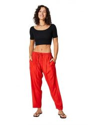 Aller Simplement Spodnie w kolorze czerwonym rozmiar: 34-40. Czerwone spodnie materiałowe damskie Aller Simplement, bez wzorów, z materiału. Za 56.99 zł.