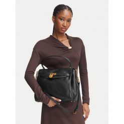 Torebka MICHAEL Michael Kors. Czarne torebki klasyczne damskie MICHAEL Michael Kors, bez wzorów, bez dodatków. Za 1,739.00 zł.