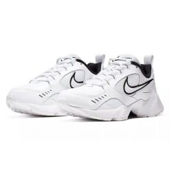 Buty Sportowe Damskie Nike Air Heights. Białe buty sportowe na co dzień damskie Nike, bez wzorów, na fitness i siłownię. Za 360.80 zł.