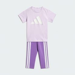 Zestaw koszulek Essentials. Białe spodnie dresowe damskie Adidas, bez wzorów, z dresówki. Za 149.00 zł.