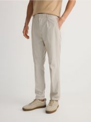 Lacoste Spódnica mini JJ8441 Fioletowy Regular Fit. Fioletowe spódniczki damskie Lacoste, bez wzorów, z bawełny, mini. Za 309.99 zł.