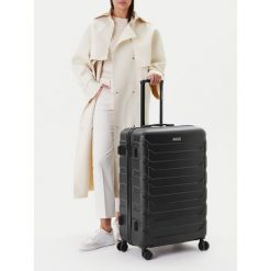 Walizka duża GINO ROSSI. Czarne walizki Gino Rossi, bez wzorów, duże. Za 299.99 zł.