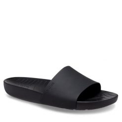 Klapki Crocs. Czarne klapki damskie Crocs, bez wzorów, bez obcasa. Za 149.99 zł.
