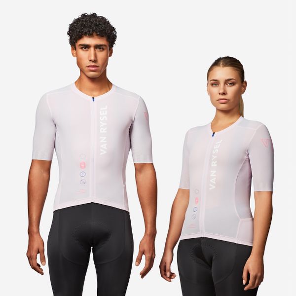 Koszulka rowerowa szosowa Van Rysel Racer 2. Fioletowe t-shirty sportowe męskie VAN RYSEL, m, z elastanu, bez ramiączek, rowerowe. Za 239.99 zł.