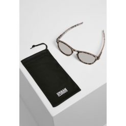 Okulary przeciwsłoneczne Urban Classics 106 uc. Szare okulary przeciwsłoneczne damskie Urban Classics. W wyprzedaży za 34.50 zł.