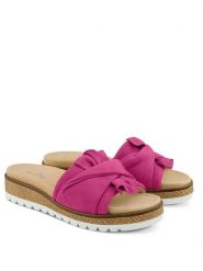 LaShoe Skórzane klapki w kolorze różowym rozmiar: 41. Różowe klapki damskie LaShoe, bez wzorów, z materiału, bez obcasa. Za 100.28 zł.