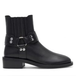 Botki Badura. Czarne botki damskie Badura, bez obcasa, na słupku, bez zapięcia. Za 379.99 zł.