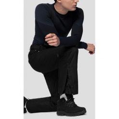 Spodnie narciarskie męskie SPMN251 - głęboka czerń. Brązowe spodnie materiałowe męskie 4f, bez wzorów, z materiału. W wyprzedaży za 329.99 zł.