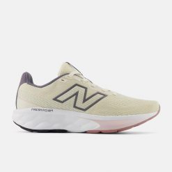 Buty biegowe damskie New Balance 520 Running (W5207J8). Żółte obuwie do biegania damskie New Balance. Za 387.60 zł.