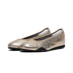 Damskie baleriny Catch Metallic Whisper PUMA. Czarne baleriny damskie Puma, bez wzorów, bez obcasa. Za 279.00 zł.