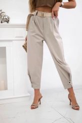 Spodnie Summer Punto z zapięciem na nogawkach ciemno beżowe. Brązowe spodnie materiałowe damskie KESI, bez wzorów, z bawełny, eleganckie, plus size. Za 204.91 zł.