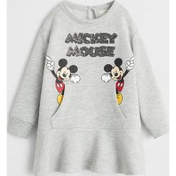 Mango Kids - Sukienka dziecięca SK 80-104 cm. Szare sukienki dziewczęce Mango Kids, bez wzorów, z bawełny, casualowe, bez ramiączek, długie. Za 79.90 zł.
