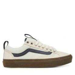Tenisówki Vans. Białe trampki i tenisówki męskie Vans, bez wzorów, bez zapięcia. Za 369.99 zł.