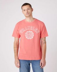 WRANGLER COLLEGIATE TEE MĘSKI T-SHIRT KOSZULKA NADRUK LOGO SPICED CORAL W7E0EJX6Y 112146307. T-shirty męskie Wrangler, m, bez wzorów, bez kołnierzyka. Za 99.99 zł.