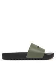 Calvin Klein Klapki Chunky Pool Slide Rub HM0HM01063 Zielony. Zielone klapki i japonki męskie CALVIN KLEIN, z tworzywa sztucznego. Za 179.99 zł.
