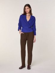 Rodier Wełniany sweter w kolorze niebieskim rozmiar: M. Niebieskie swetry klasyczne damskie Rodier, m, z wełny, bez kołnierzyka. Za 295.99 zł.