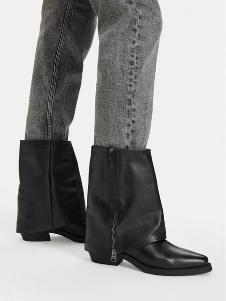G-Star Raw Botki EO-YAGMUR-25FW30 Czarny. Czarne botki damskie G-Star, ze skóry, retro, bez obcasa, na słupku, bez zapięcia. Za 499.99 zł.