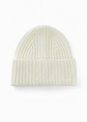 Czapka dzianinowa. Białe czapki zimowe damskie bonprix, z dzianiny. Za 52.99 zł.