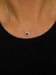 OR Carats Złoty naszyjnik z diamentem - dł. 40 cm rozmiar: onesize. Czerwone naszyjniki damskie OR Carats, złote. Za 1,296.99 zł.