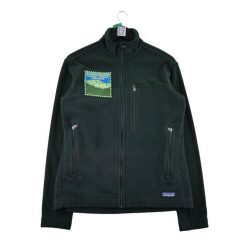 Second life - Kurtka polarowa męska Patagonia Synchilla - Stan bardzo dobry. Czarne kurtki męskie Patagonia, l, bez wzorów, z materiału, eleganckie, bez kaptura. Za 255.56 zł.